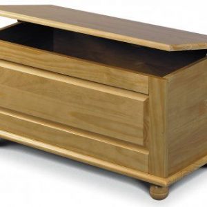 Pickwick Blanket Box