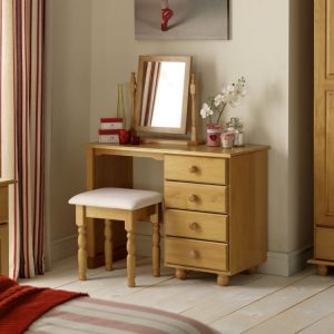 Pickwick Dressing Stool